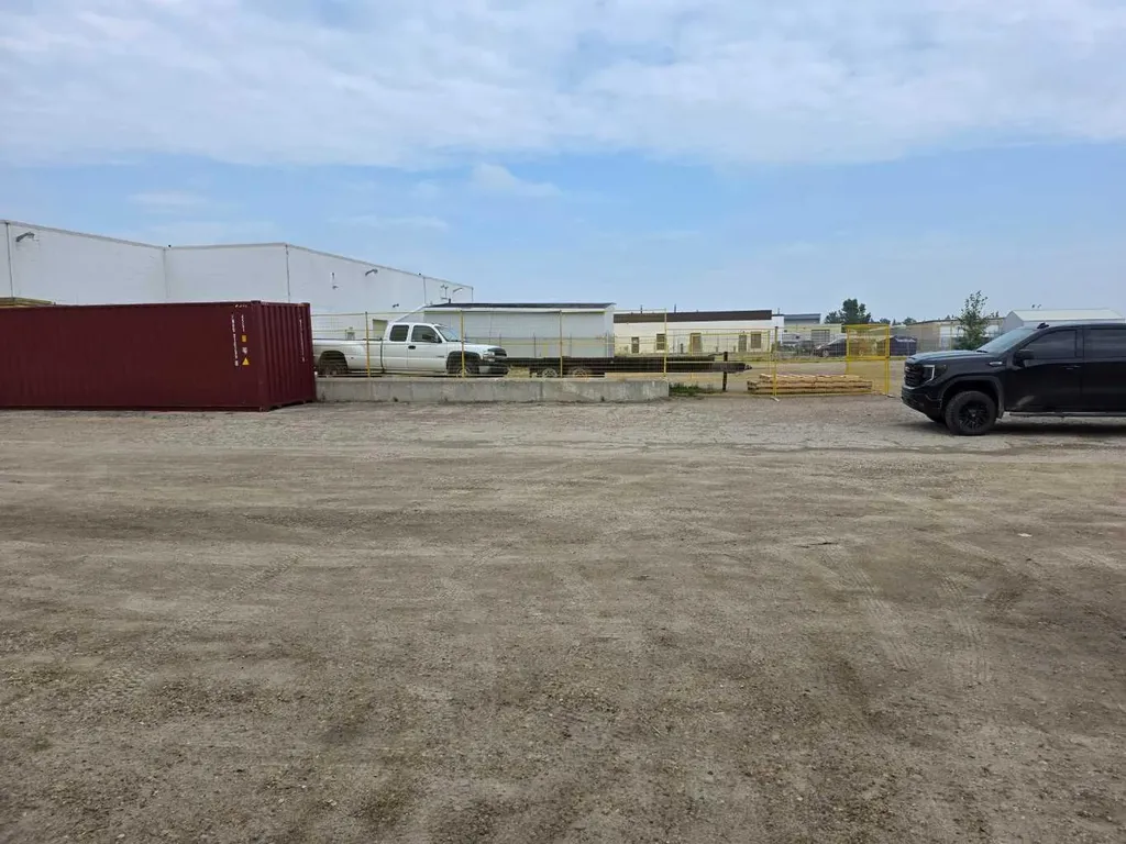 4830 78 Street Red Deer AB T4P2B3