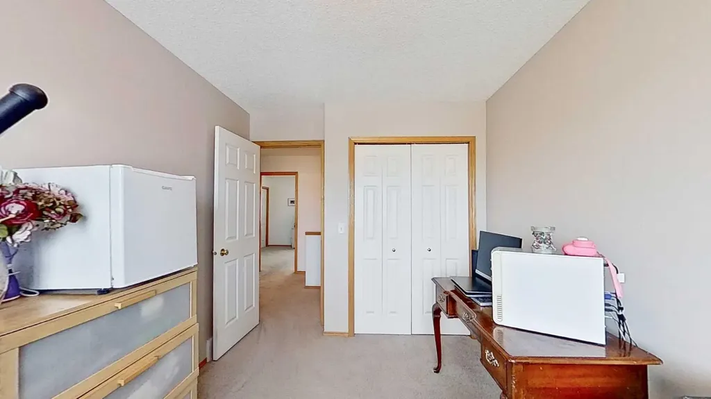 272 Rocky Ridge Court NW Calgary AB T3G 4S8