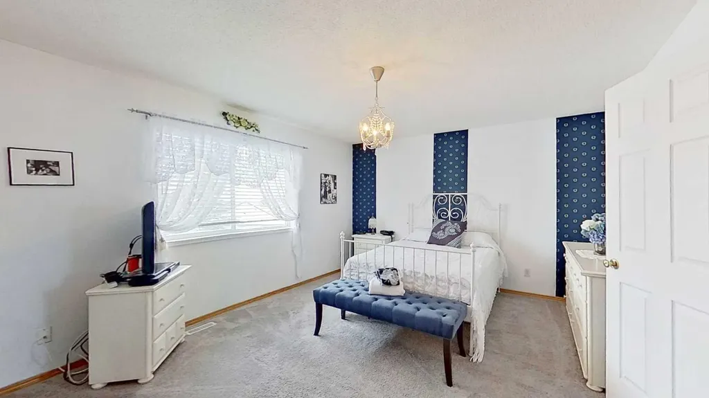 272 Rocky Ridge Court NW Calgary AB T3G 4S8