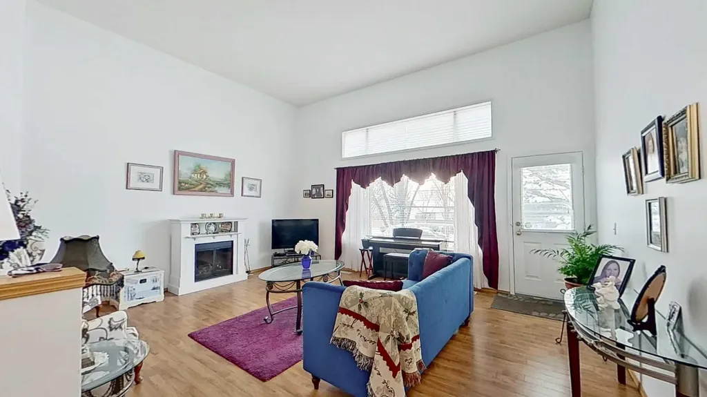 272 Rocky Ridge Court NW Calgary AB T3G 4S8