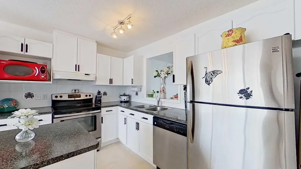 272 Rocky Ridge Court NW Calgary AB T3G 4S8