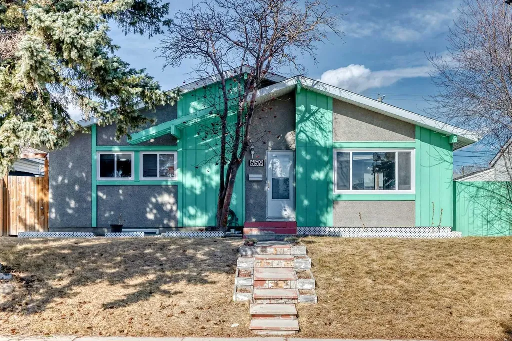 659 Maryvale Way NE Calgary AB T2A 2V6