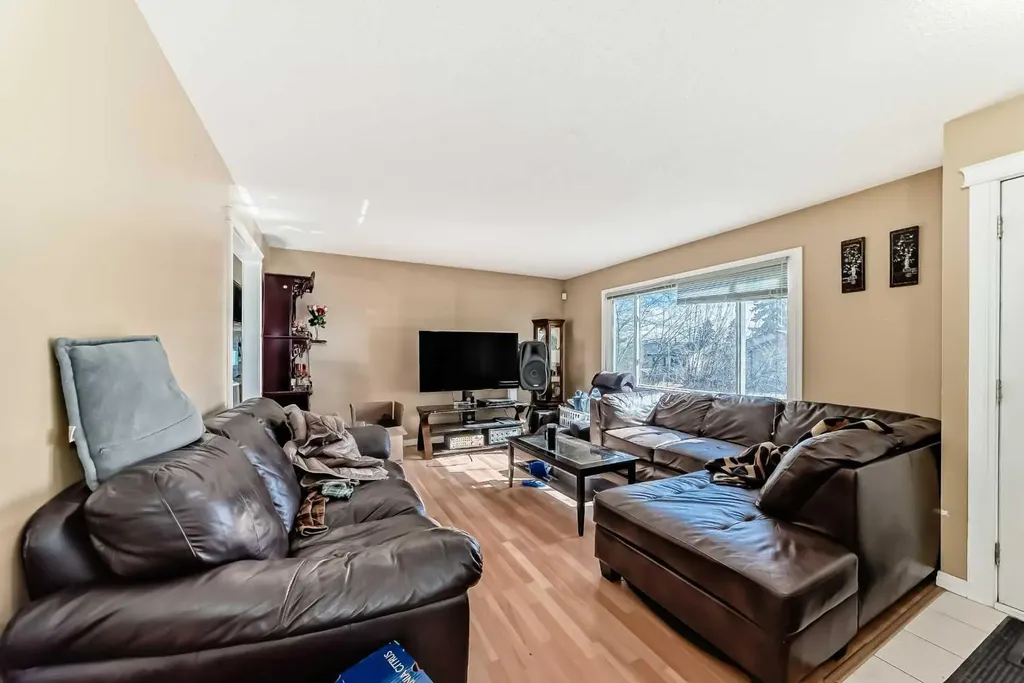 659 Maryvale Way NE Calgary AB T2A 2V6