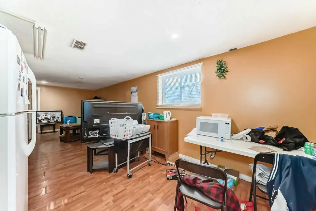 659 Maryvale Way NE Calgary AB T2A 2V6