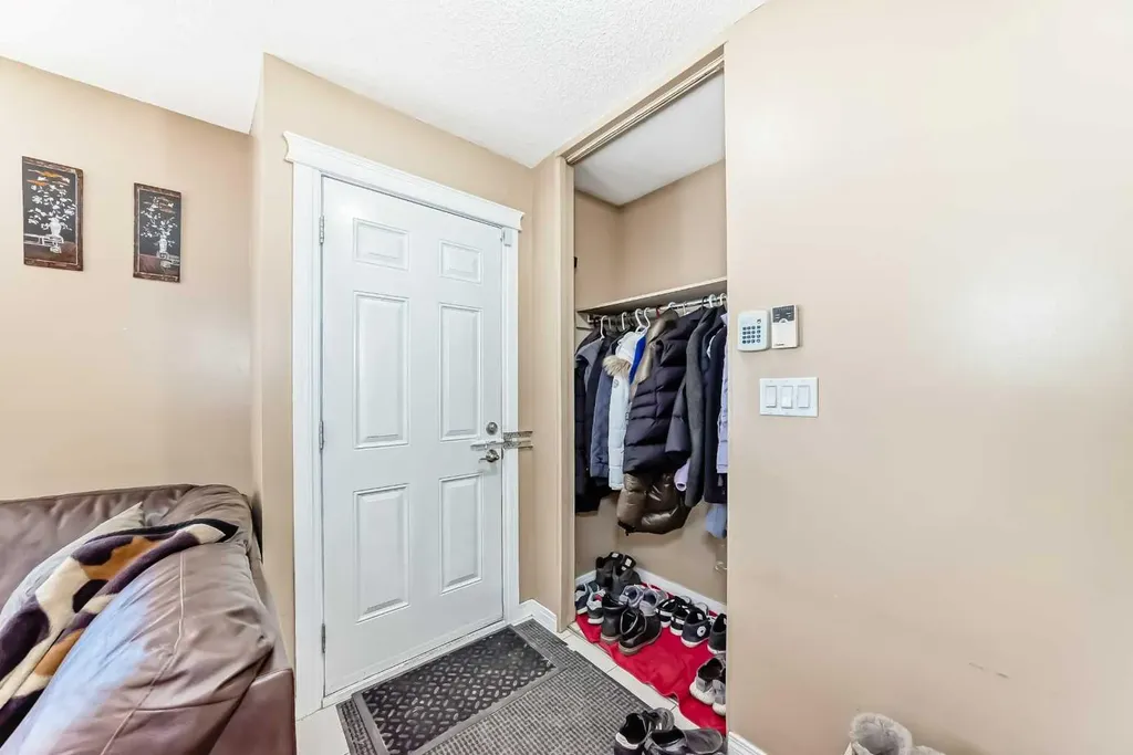 659 Maryvale Way NE Calgary AB T2A 2V6