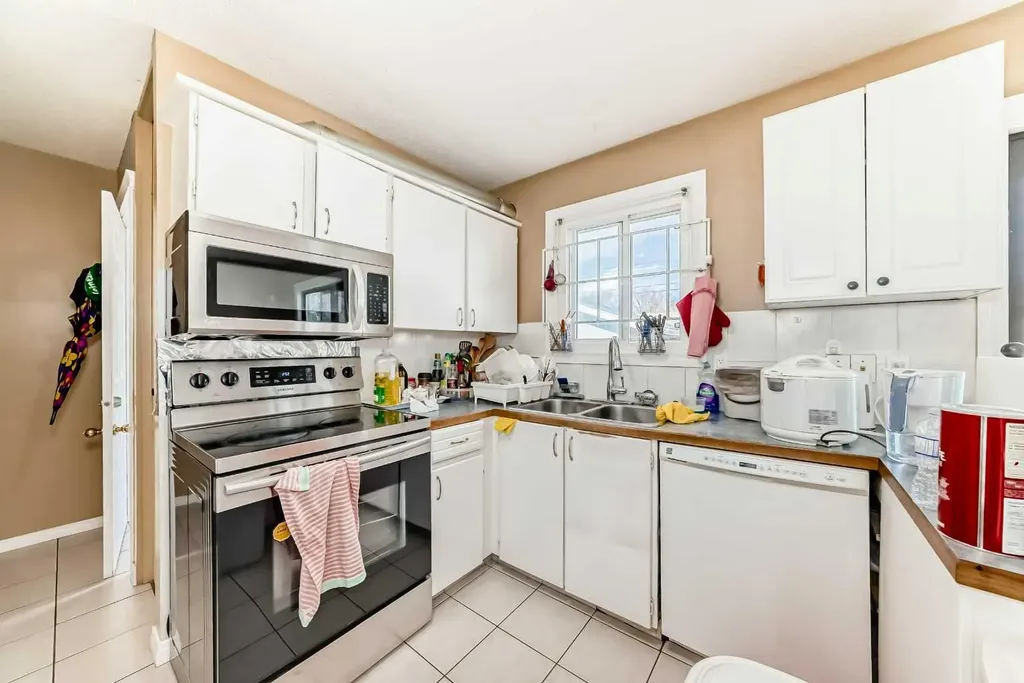 659 Maryvale Way NE Calgary AB T2A 2V6