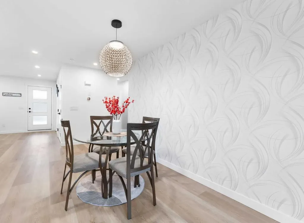 10327 Wapiti Drive SE Calgary AB T2J1J3