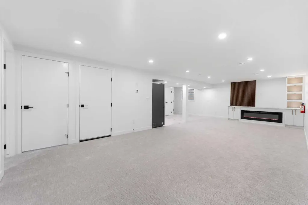 10327 Wapiti Drive SE Calgary AB T2J1J3