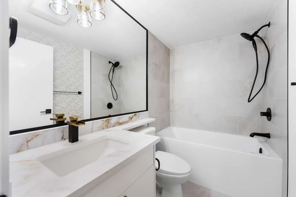 10327 Wapiti Drive SE Calgary AB T2J1J3