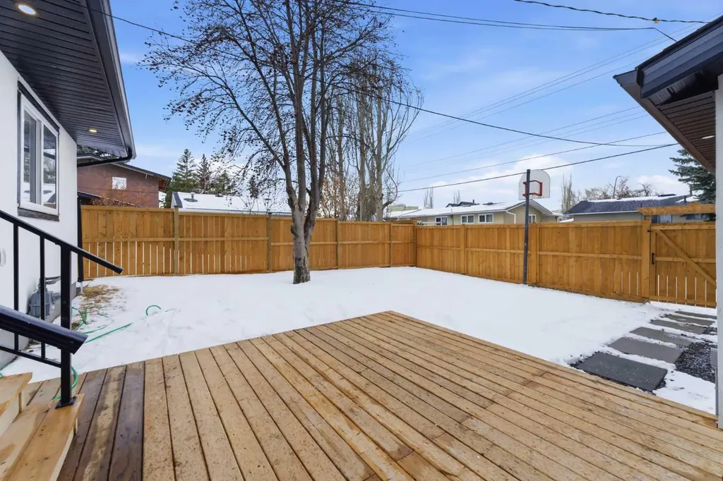 10327 Wapiti Drive SE Calgary AB T2J1J3