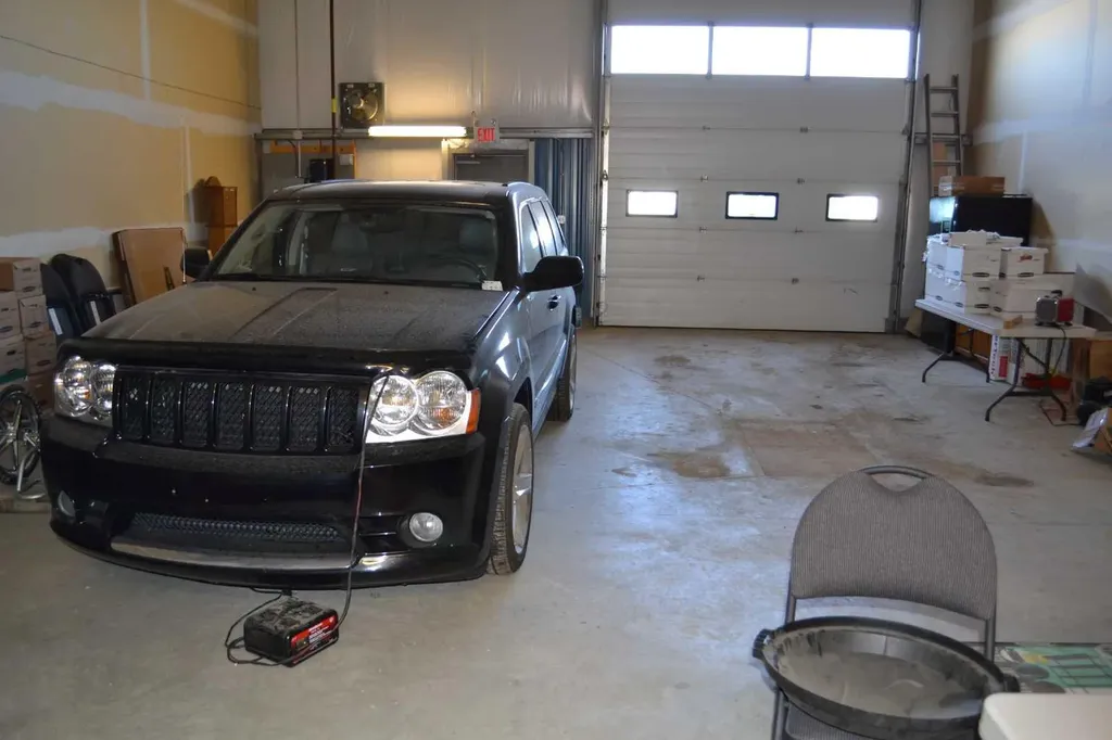 14 Thevenaz Industrial Trail Sylvan Lake AB T4S 2J7