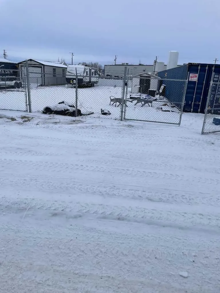 14 Thevenaz Industrial Trail Sylvan Lake AB T4S 2J7