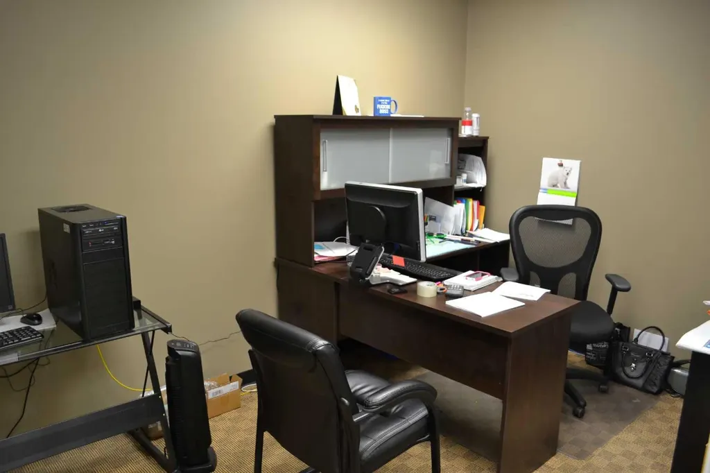 14 Thevenaz Industrial Trail Sylvan Lake AB T4S 2J7
