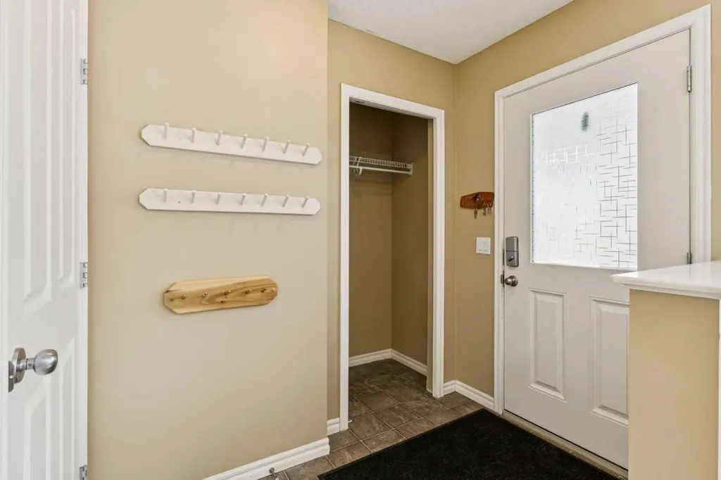 2384 Sagewood Gate SW Airdrie AB T4B 0K7