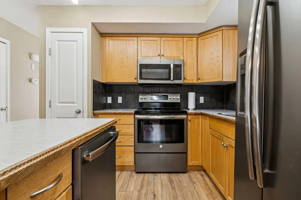 2384 Sagewood Gate SW Airdrie AB T4B 0K7