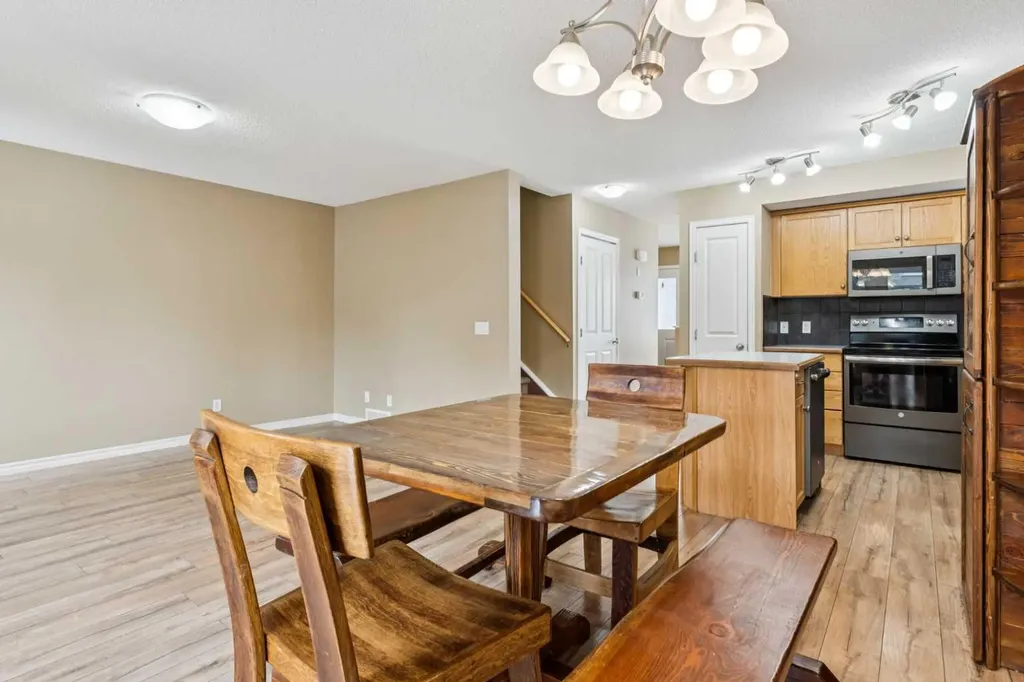 2384 Sagewood Gate SW Airdrie AB T4B 0K7