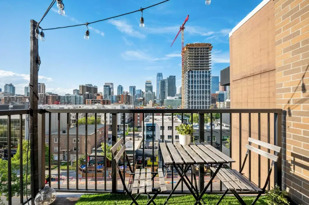 519 17th Avenue SW Calgary AB T2S0A9