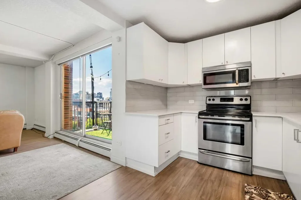 519 17th Avenue SW Calgary AB T2S0A9
