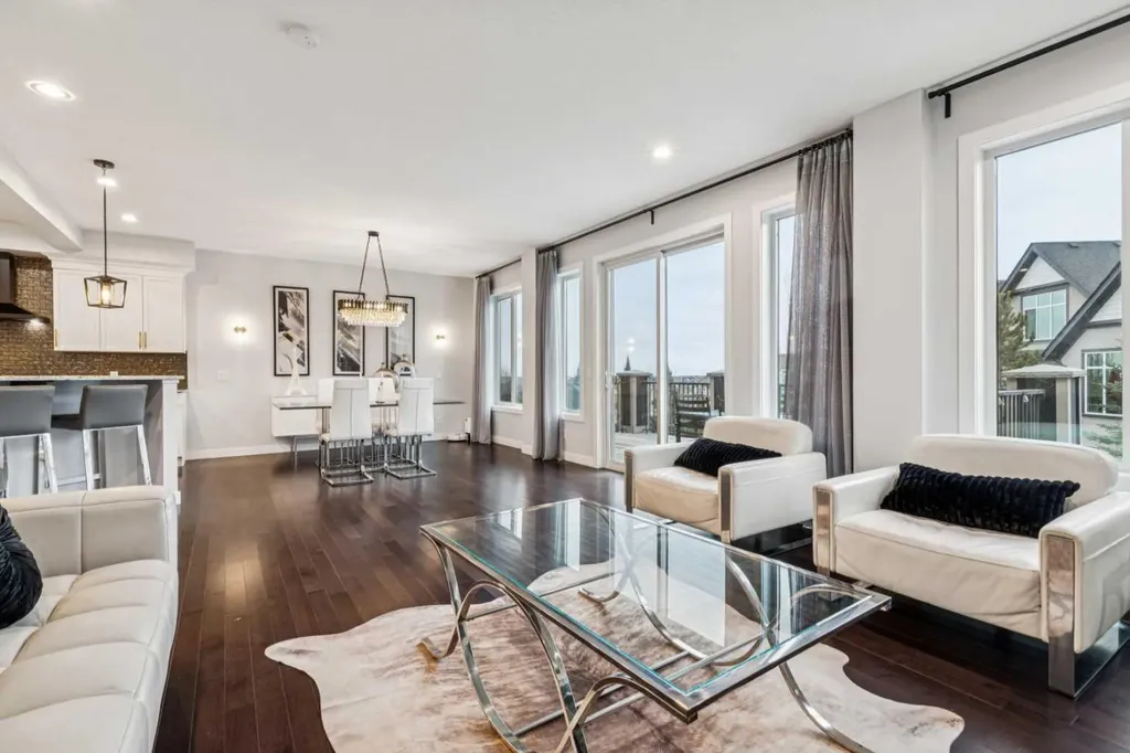 290 Mahogany Place SE Calgary AB T3M 1W3