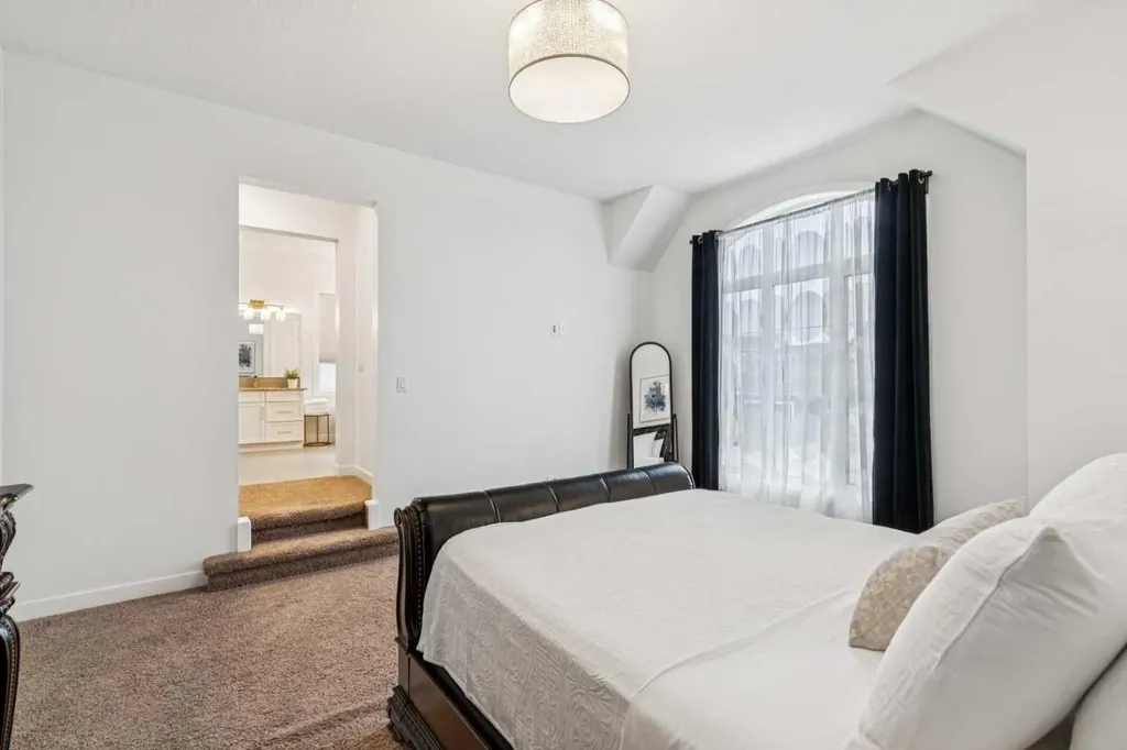 290 Mahogany Place SE Calgary AB T3M 1W3
