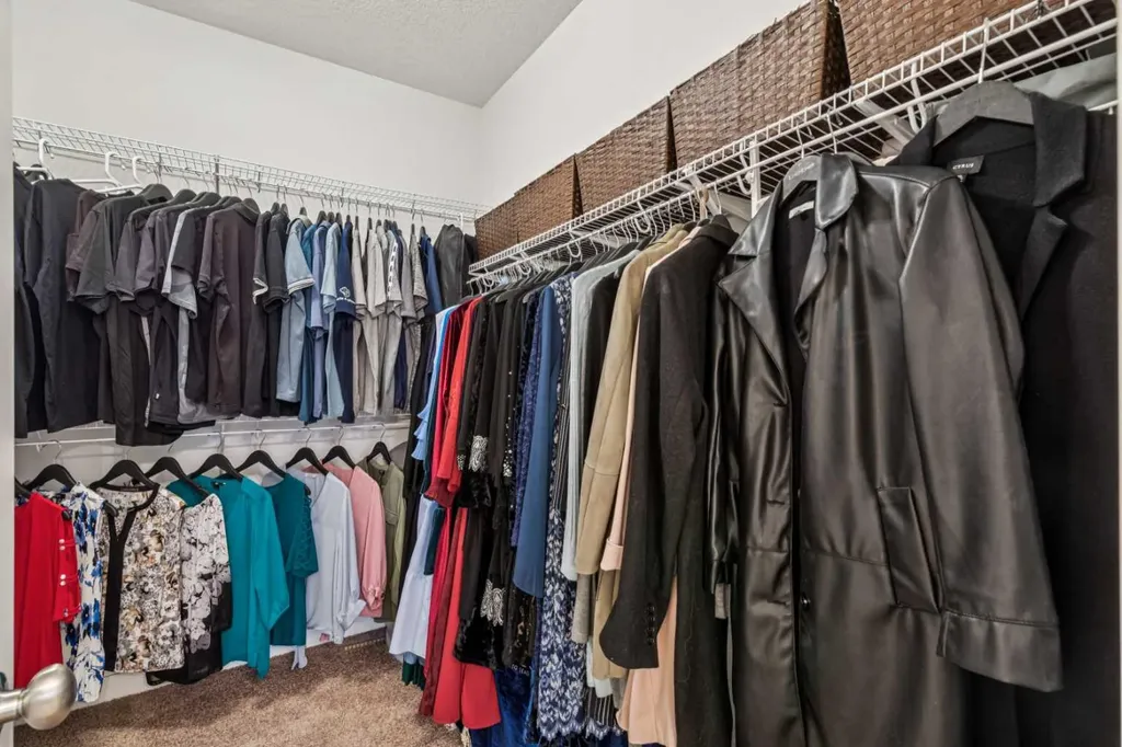 290 Mahogany Place SE Calgary AB T3M 1W3