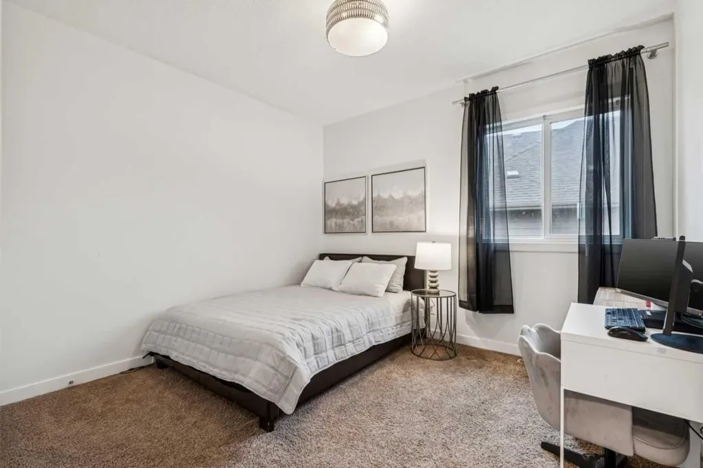 290 Mahogany Place SE Calgary AB T3M 1W3