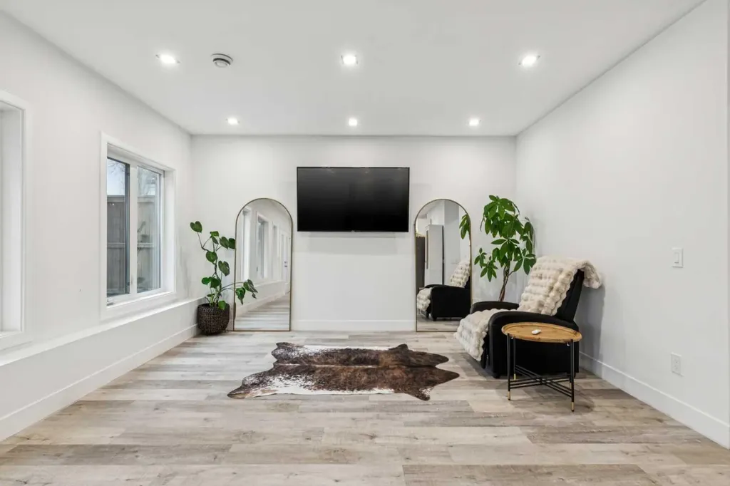 290 Mahogany Place SE Calgary AB T3M 1W3