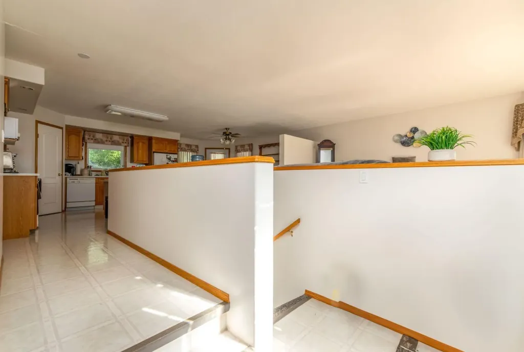 3401 64 Avenue Lloydminster AB T9V 2W1