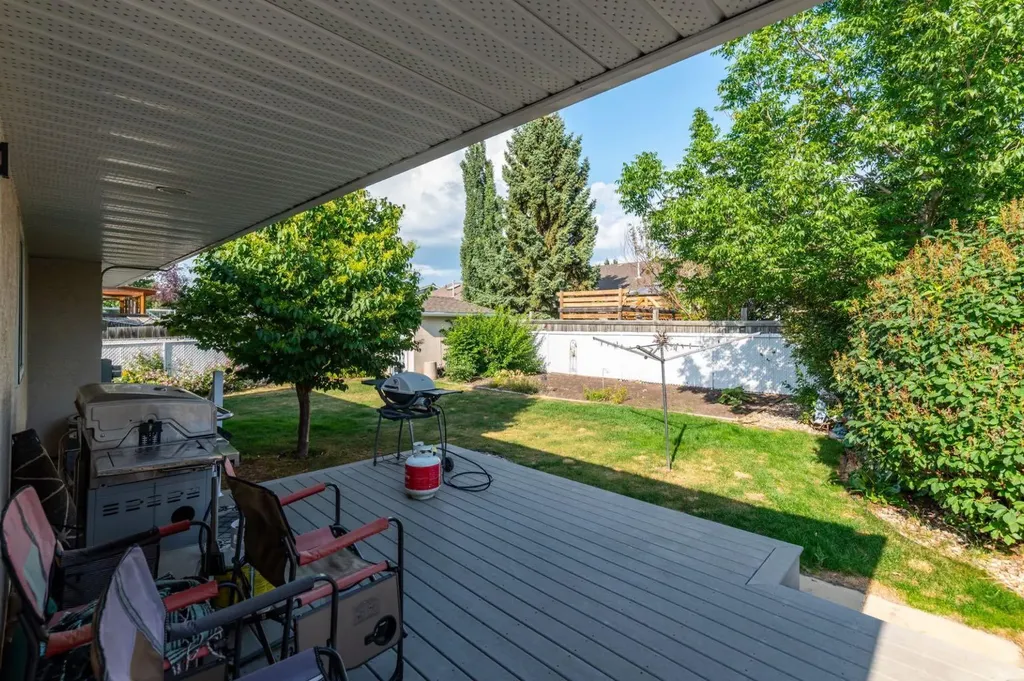 3401 64 Avenue Lloydminster AB T9V 2W1