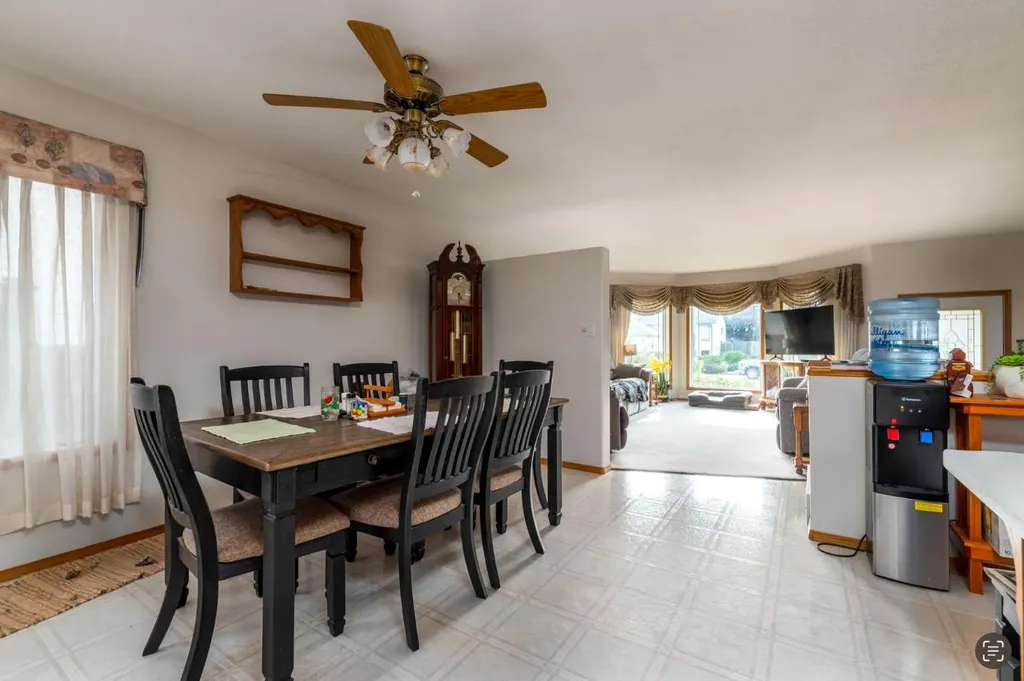 3401 64 Avenue Lloydminster AB T9V 2W1