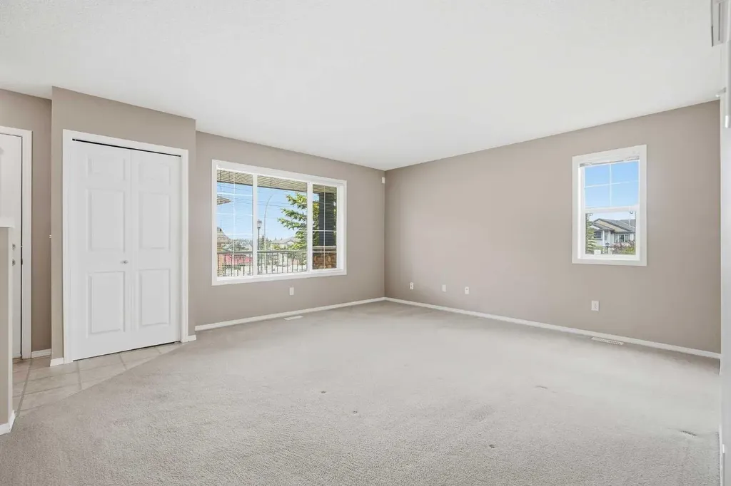 5 Citadel Point NW Calgary AB T3G 5L2