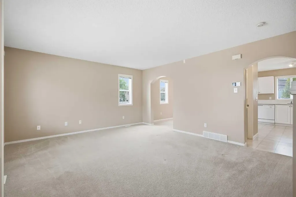 5 Citadel Point NW Calgary AB T3G 5L2