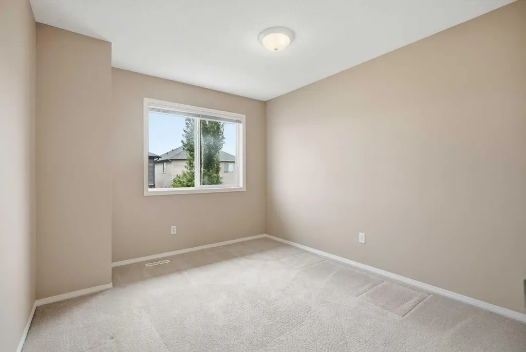 5 Citadel Point NW Calgary AB T3G 5L2