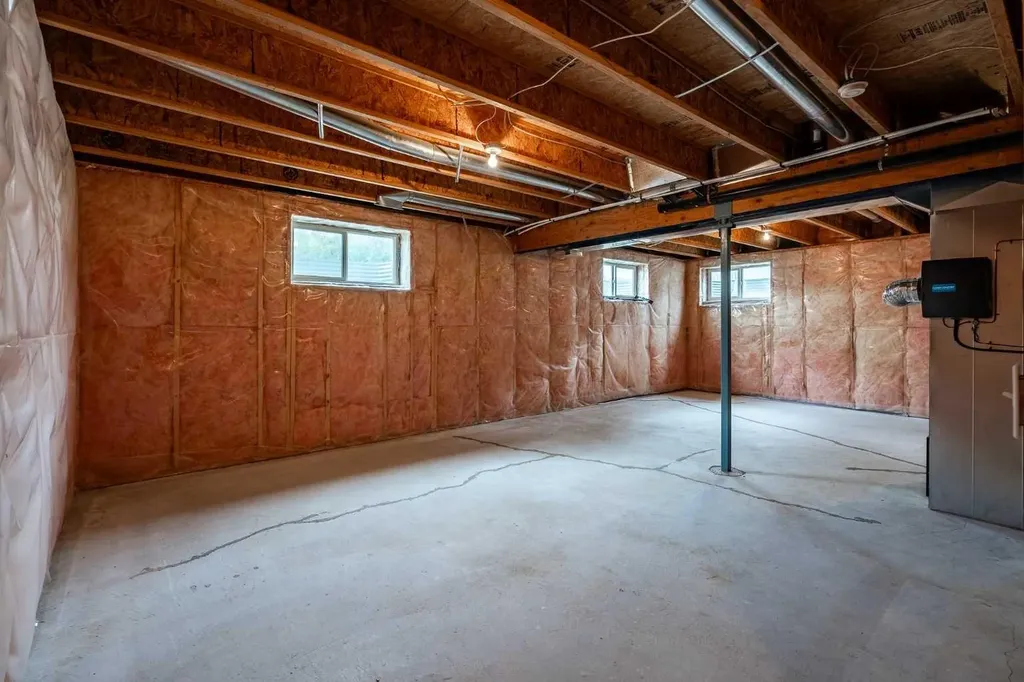 5 Citadel Point NW Calgary AB T3G 5L2