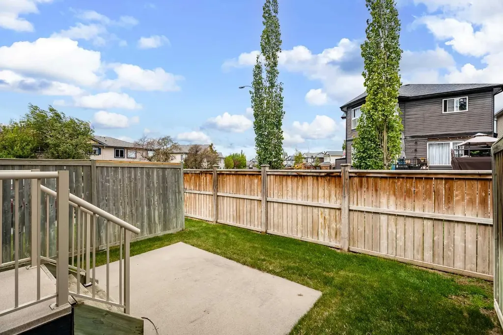 5 Citadel Point NW Calgary AB T3G 5L2