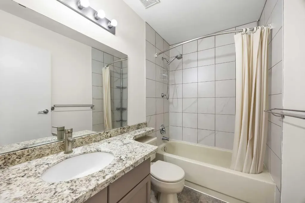 1801 Signal Hill Green SW Calgary AB T3H 2Y4