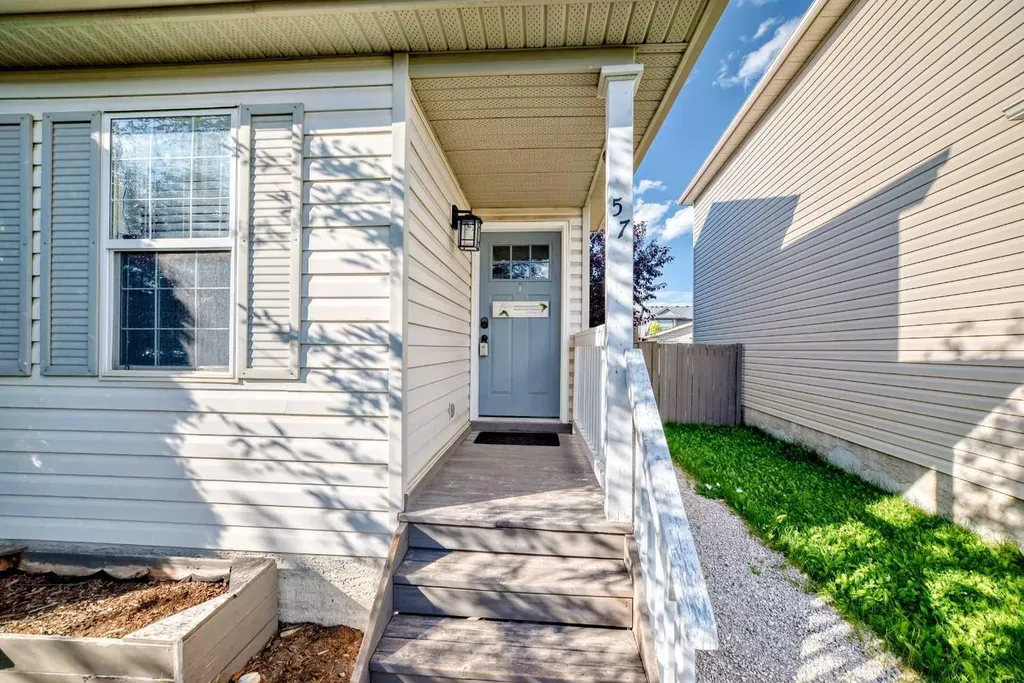 57 Martinvalley Way NE Calgary AB T3J 4A2