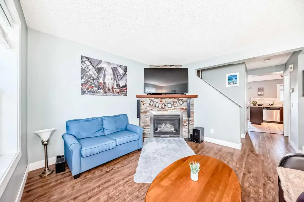 57 Martinvalley Way NE Calgary AB T3J 4A2