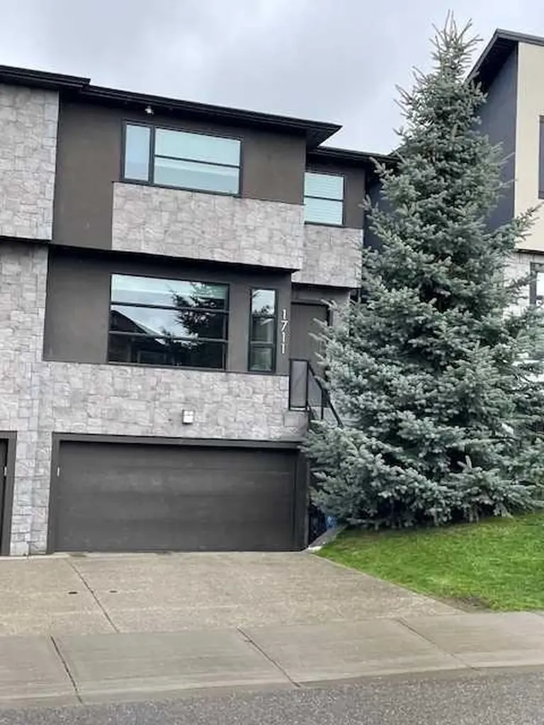 1711 27 Street SW Calgary AB T3C1L6