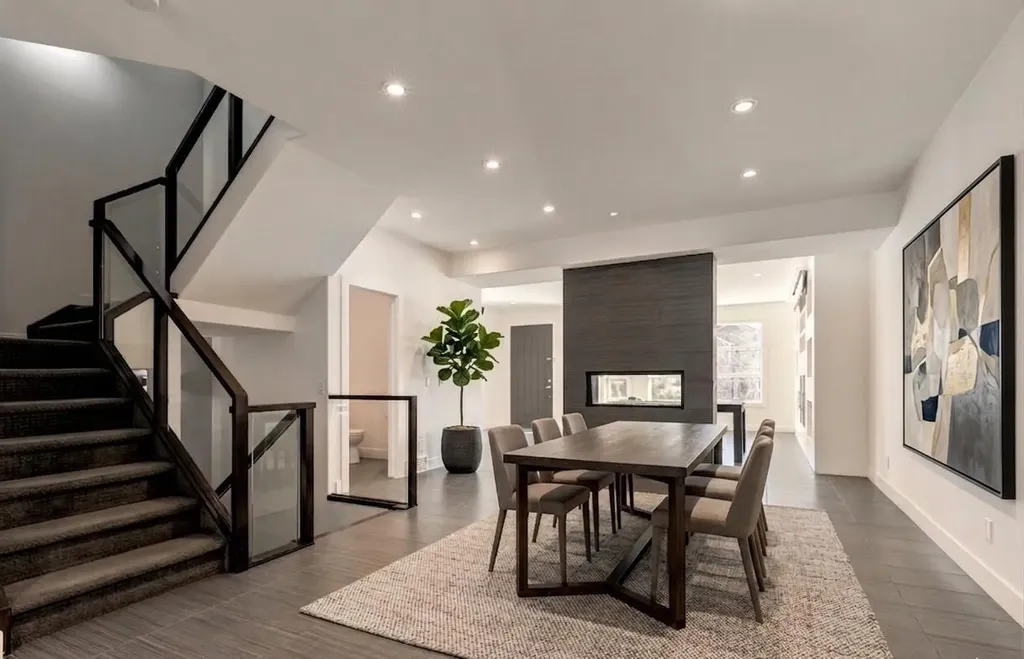 1711 27 Street SW Calgary AB T3C1L6