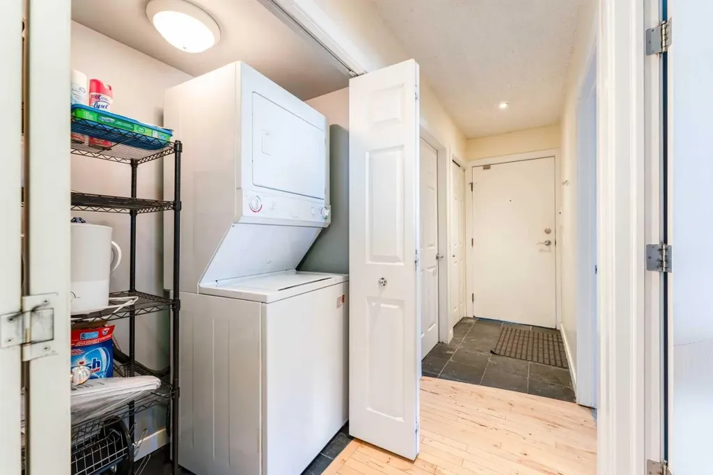 1540 29 Street NW Calgary AB T2N 4M1