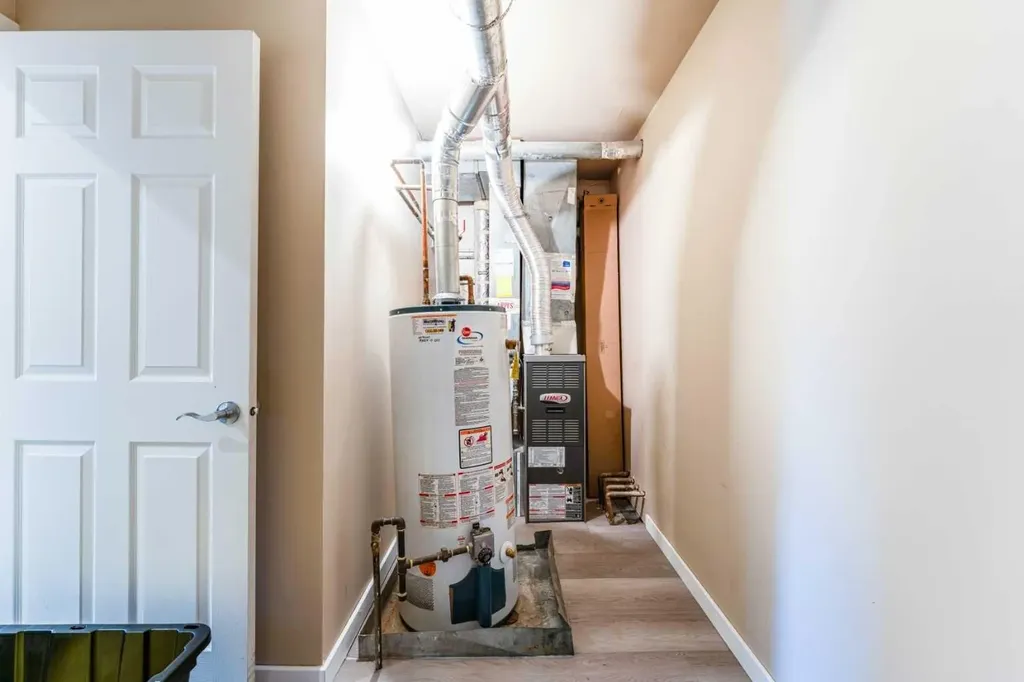 1540 29 Street NW Calgary AB T2N 4M1