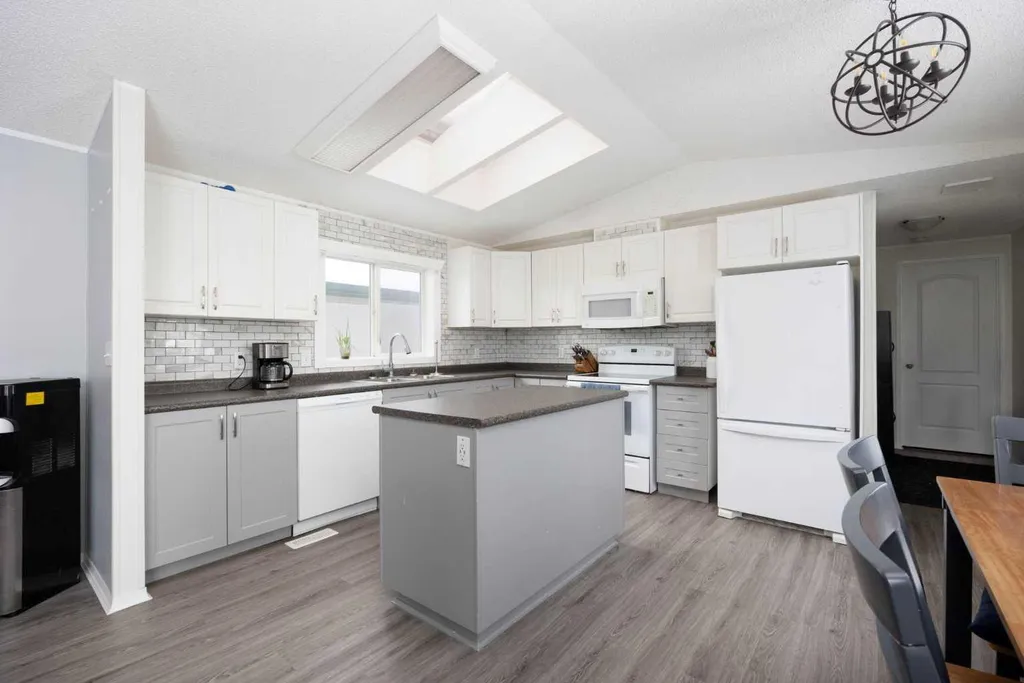488 Harpe Way Fort Mcmurray AB T9K2K7