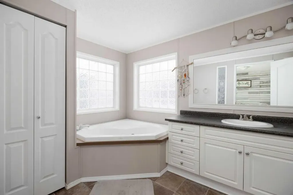 488 Harpe Way Fort Mcmurray AB T9K2K7