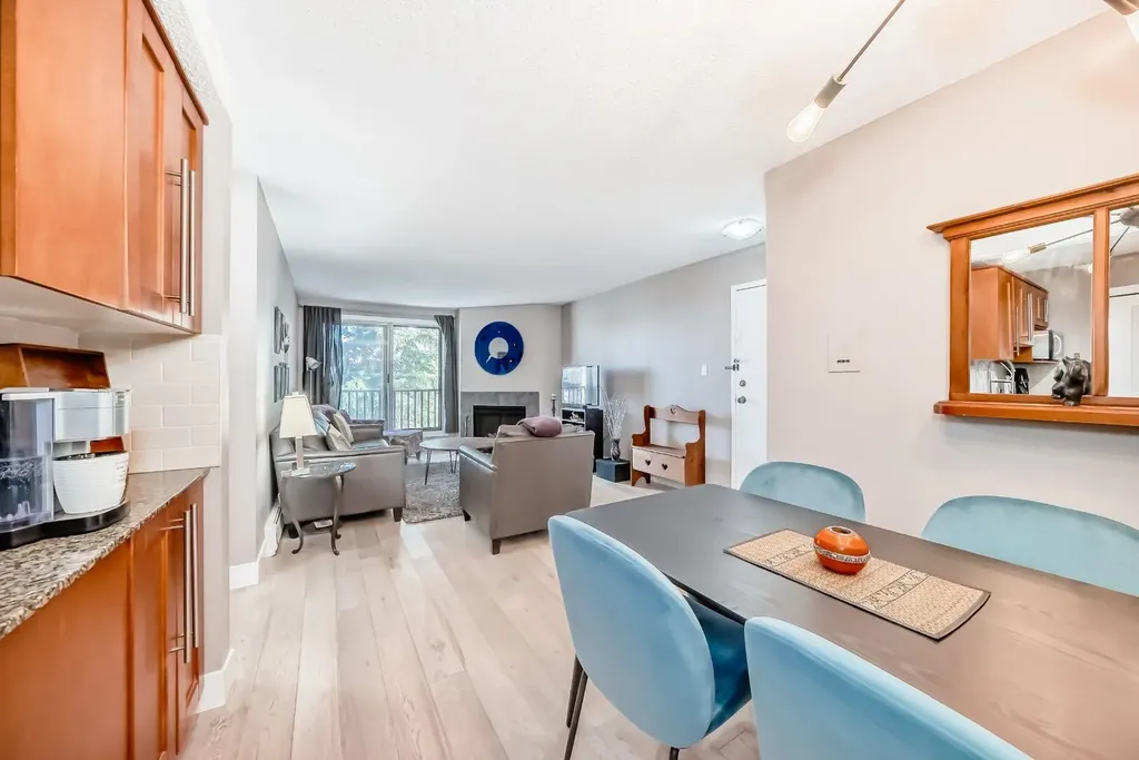 6400 Coach Hill Road SW Calgary AB T3H 1B8