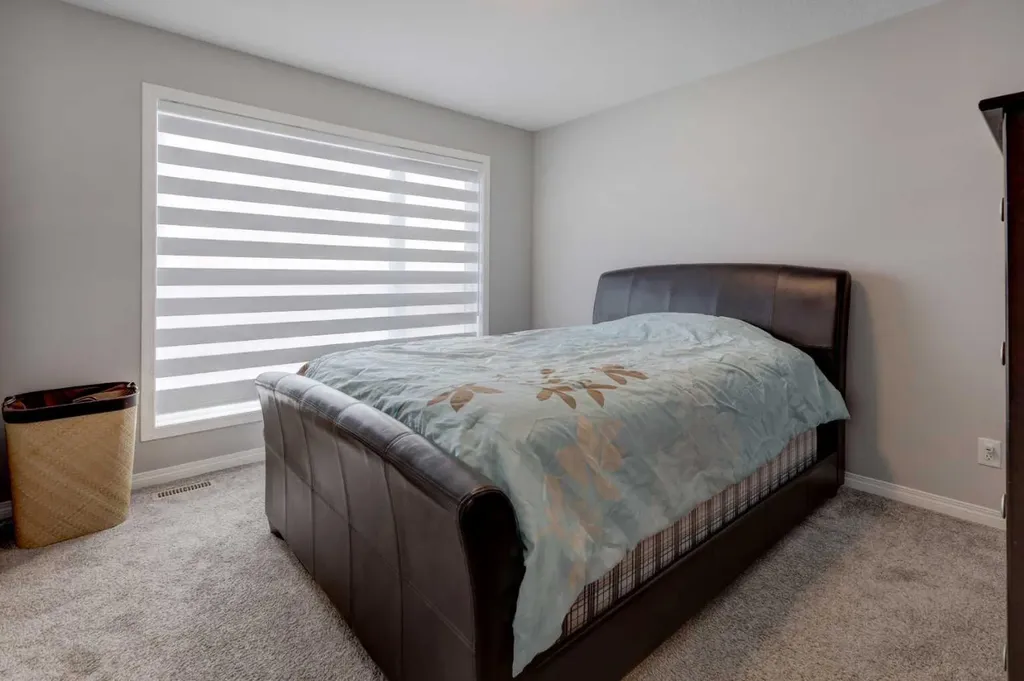 211 Chinook Gate Boulevard SW Airdrie AB T4B 5J4