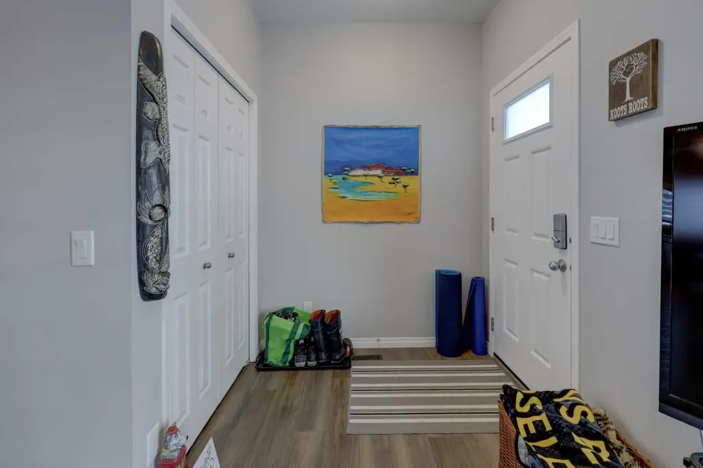 211 Chinook Gate Boulevard SW Airdrie AB T4B 5J4