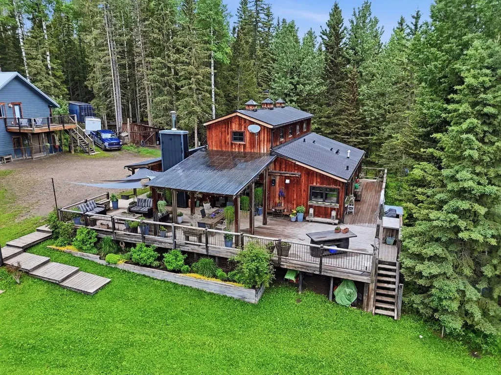 5443 Township Road 302 Rural Mountain View County AB T0M 2E0