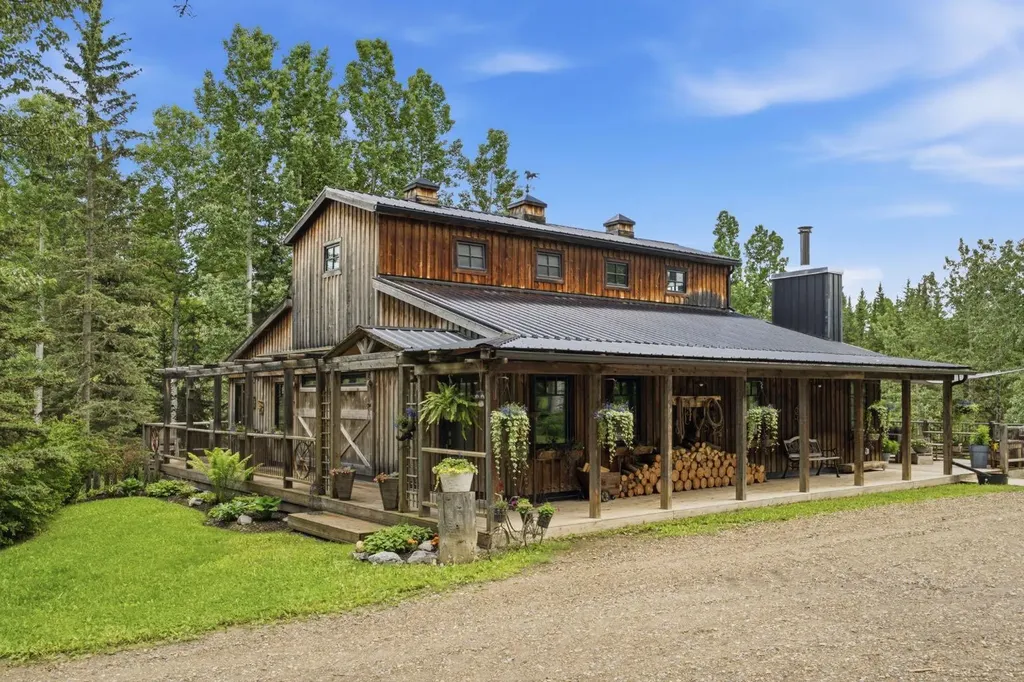 5443 Township Road 302 Rural Mountain View County AB T0M 2E0