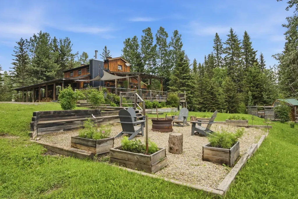 5443 Township Road 302 Rural Mountain View County AB T0M 2E0